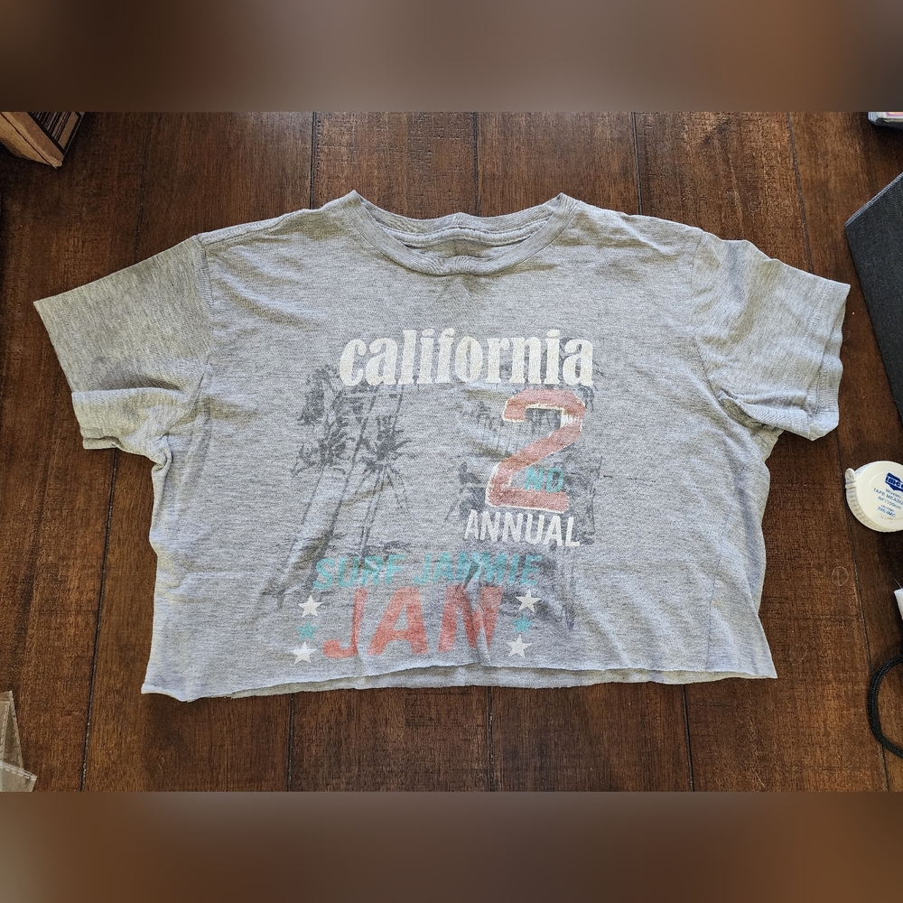Vintage Y2K Aeropostale Cropped Graphic Tee